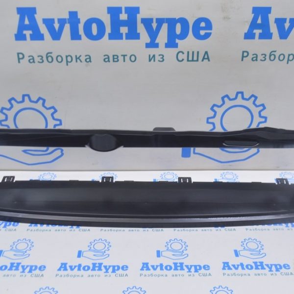 Воздуховод жалюзи верхний Audi E-Tron (Q8) GEN 18-23 4KE121285F