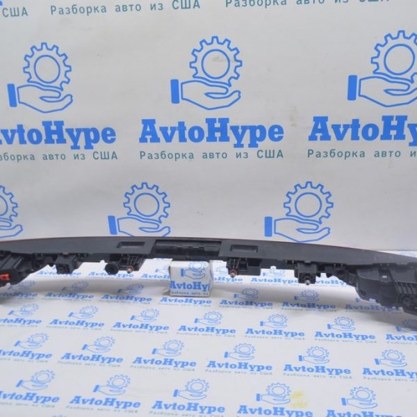 Накладка внутреннего фонаря правая Audi E-Tron (Q8) GEN 18- 4KE945256A