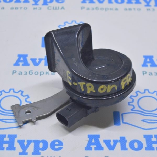 Сигнал прав Audi E-Tron (Q8) GEN 18- low 4KE951221