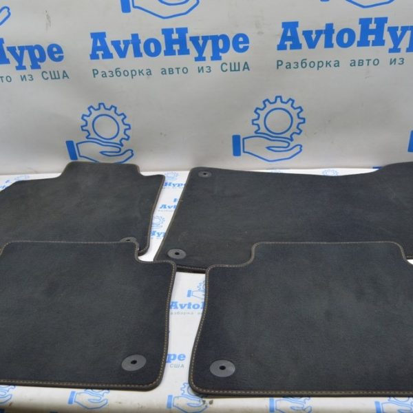 Комплект ковриков салона Audi E-Tron (Q8) GEN 18- черн 4KE864450  UAG 4KL863691  UAG
