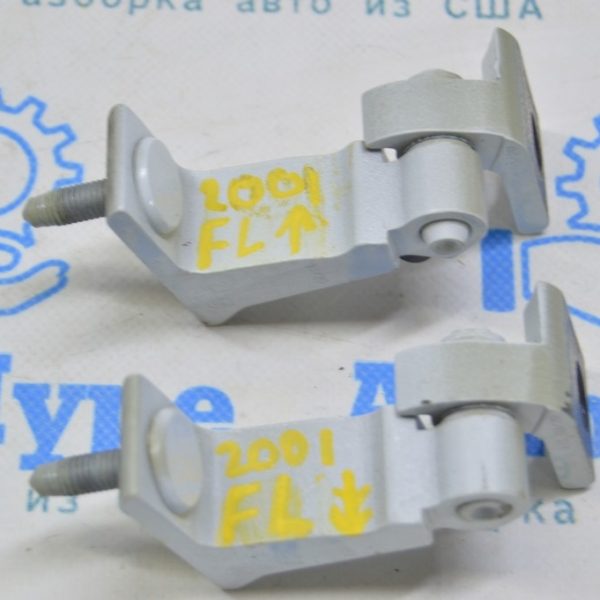 Петля двери нижняя перед лев Audi E-Tron (Q8) GEN 18- 8S0833405A