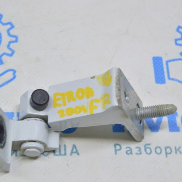 Петля двери нижняя перед прав Audi E-Tron (Q8) GEN 18- 8S0833406A