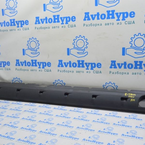 Защита днища правая Audi E-Tron (Q8) GEN 18- (01) царапины 4KE825208