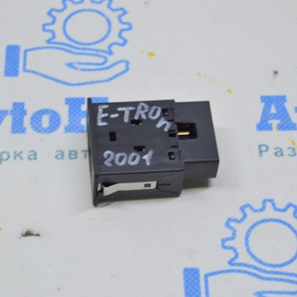 Выключатель подушек безопасности Audi E-Tron (Q8) GEN 18- 5Q0919237