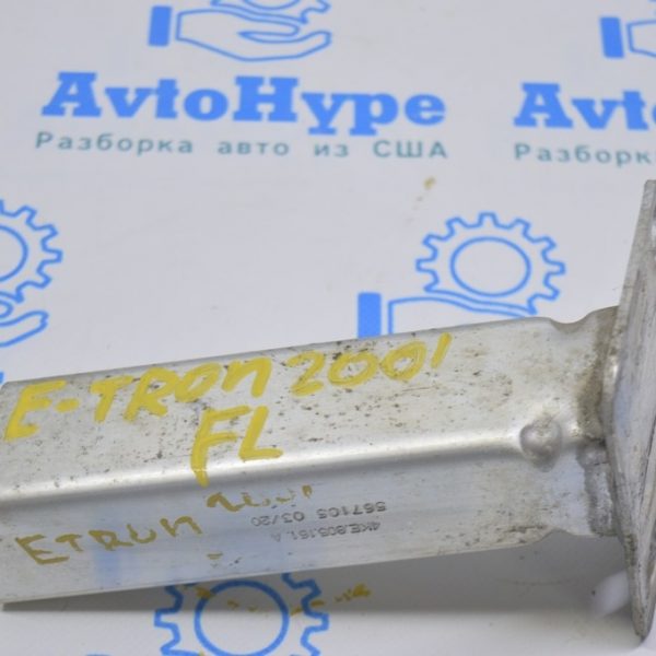 Клык усилителя переднего бампера левый Audi E-Tron (Q8) GEN 18- 4KE805111A