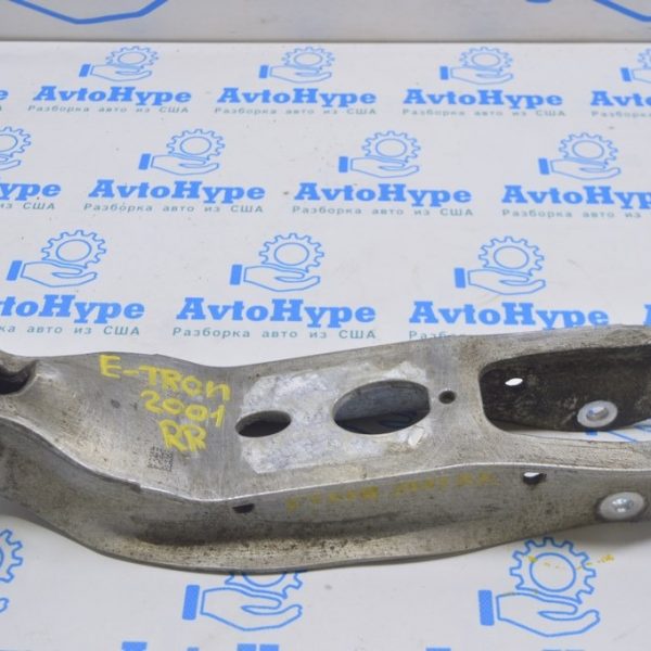 Рычаг нижний под пружину зад прав Audi E-Tron (Q8) GEN 18- (01) 4M0505311J