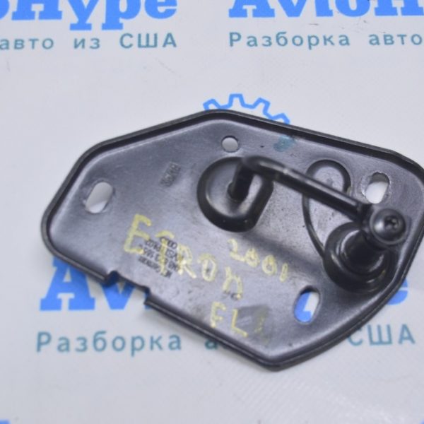 Скоба замка капота левая Audi E-Tron (Q8) GEN 18- 4M8823185C