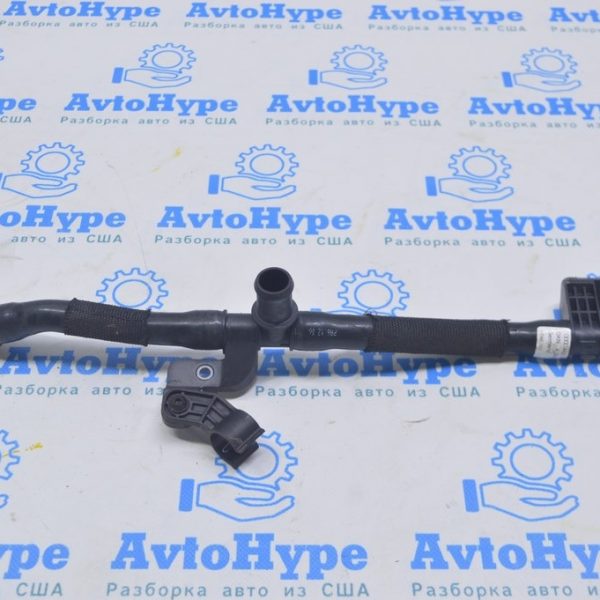 Трубка системы охлаждения Audi E-Tron (Q8) GEN 18- 4KE145053AA