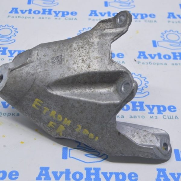 Лапа переднего двигателя перед прав Audi E-Tron (Q8) GEN 18- 4KE199308J