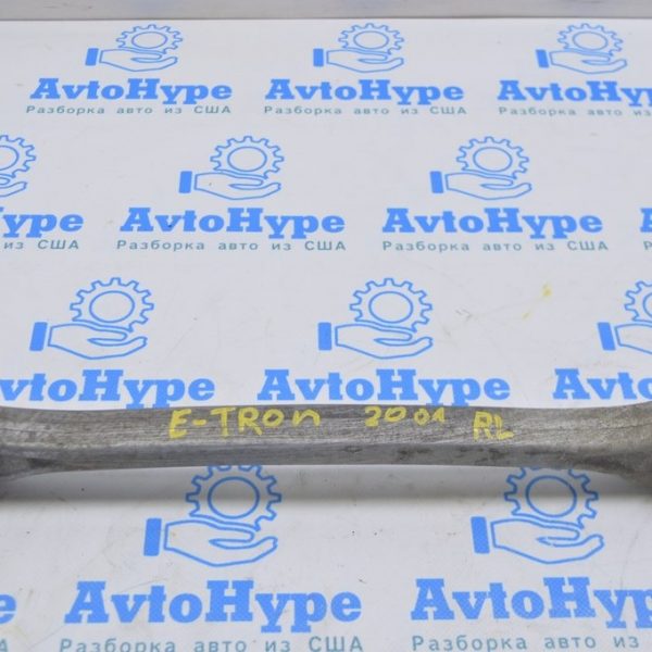 Рычаг поперечный нижний зад лев Audi E-Tron (Q8) GEN 18- передний (01) 4M0505291F