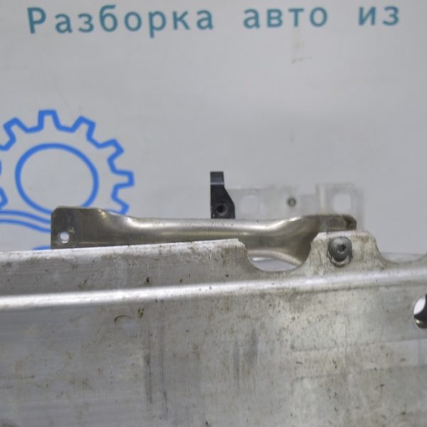 Кронштейн усилителя переднего бампера правый Audi E-Tron (Q8) GEN 18- 4KE805352