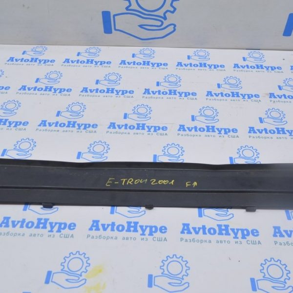 Дефлектор радиатора верхний Audi E-Tron (Q8) GEN 18- 4KE121285C