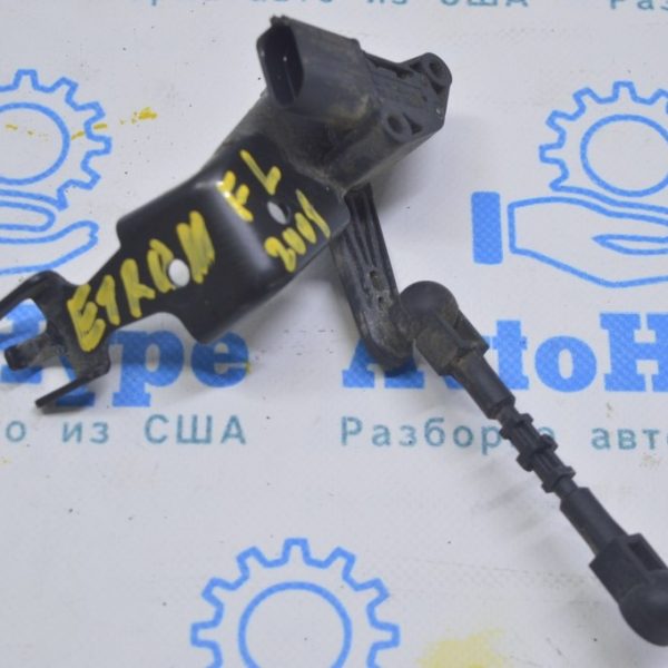 Датчик положения кузова с тяжкой передний левый Audi E-Tron (Q8) GEN 18- (01) 4M0907504A