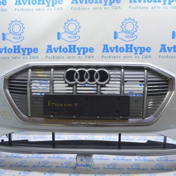 Бампер передний в сборе Audi E-Tron (Q8) GEN 18-23  (01) белый, с решеткой 4KE807065B GRU