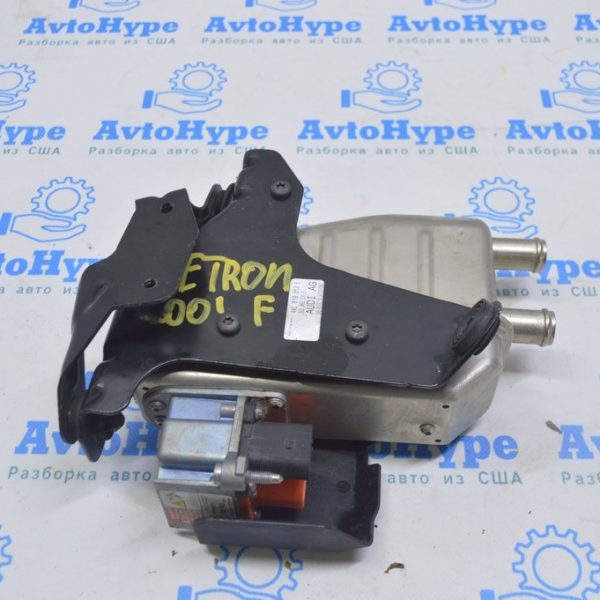 Кронштейн теплообменника нагреватель Audi E-Tron (Q8) GEN 18- второй 4KE819013E