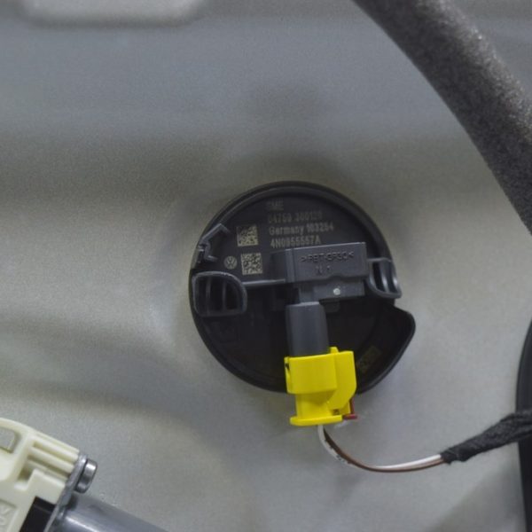 Датчик подушки безопасности дверь прав Audi E-Tron (Q8) GEN 18- 4N0955557A