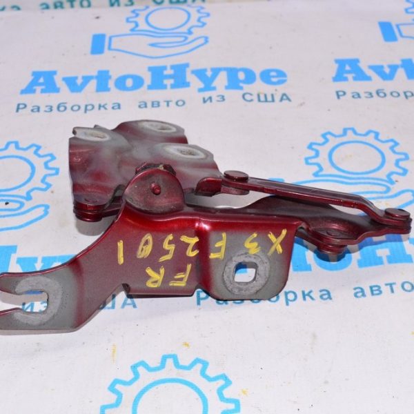 Петля капота левая BMW X3 F25 11-17 (01) 41-61-7-262-875