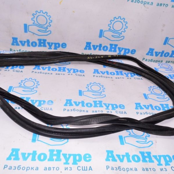 Уплотнитель (резина) двери багажника BMW X3 F25 11-17 51-76-7-301-846