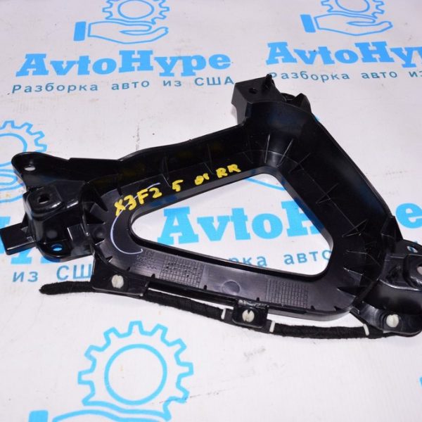 Крепеж стойки правый BMW X3 F25 11-17 51437226280