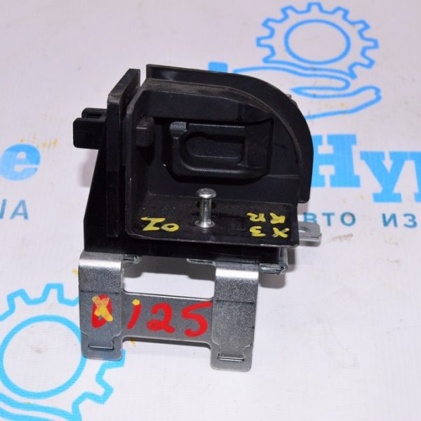 Крепление полки багажника лев/прав BMW X3 F25 11-17 7230198-04