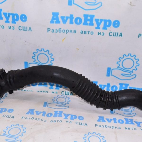 Патрубок интеркулера лев BMW X3 F25 11-17 2.0T (01) 13-71-7-605-044