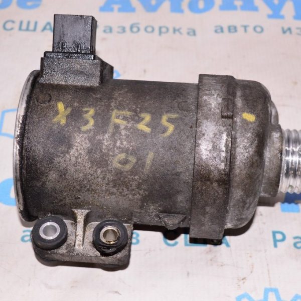 Помпа водяная BMW X3 F25 11-17 2.0T (01) 11-51-8-635-089