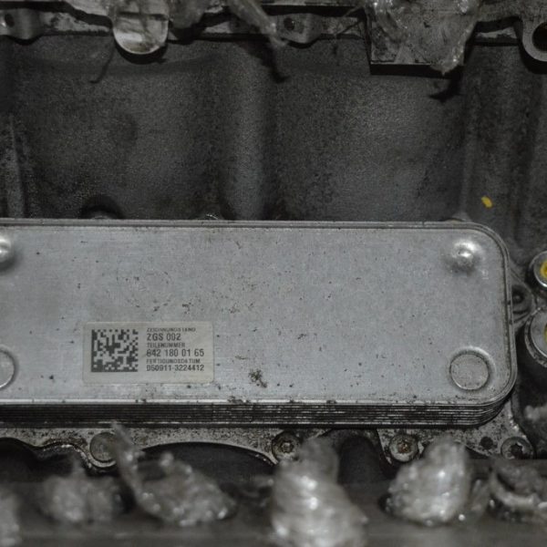 Охладитель масляный ДВС Mercedes X164 GL W164 ML 3.0d A6421800165