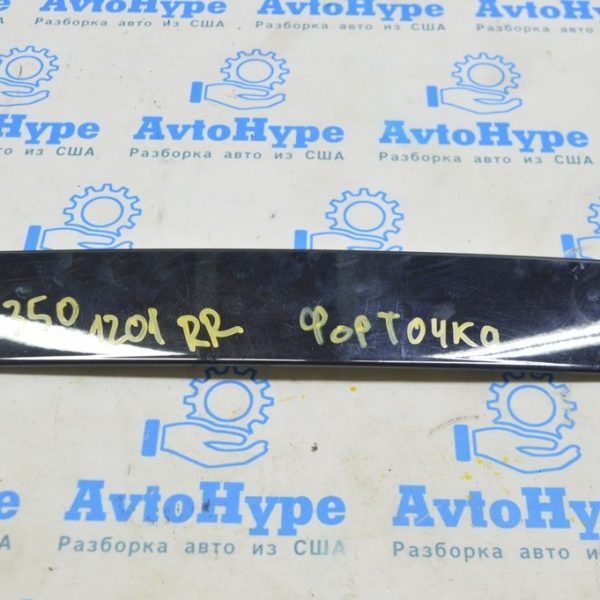 Накладка боковой форточки боковая зад прав Mercedes X164 GL A 164 670 08 87