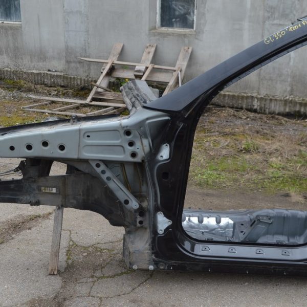 Четверть передняя левая Mercedes X164 GL (01) черный 197 с батоном A 164 620 07 61