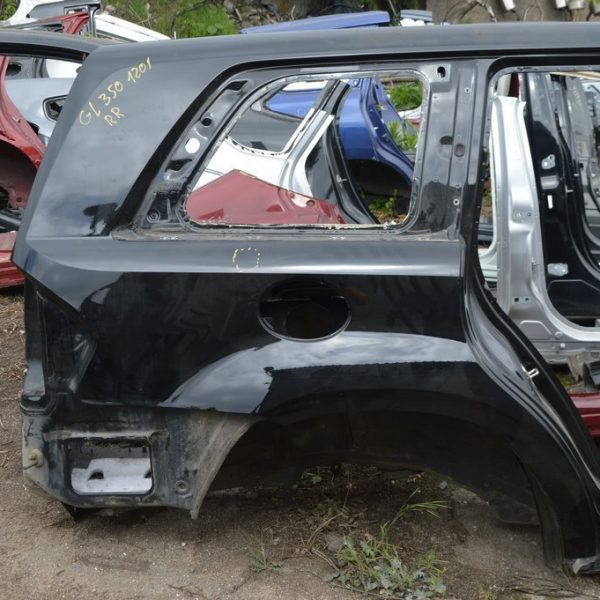 Четверть крыло задняя правая Mercedes X164 GL (01) черный 197, с батоном A 164 630 10 07