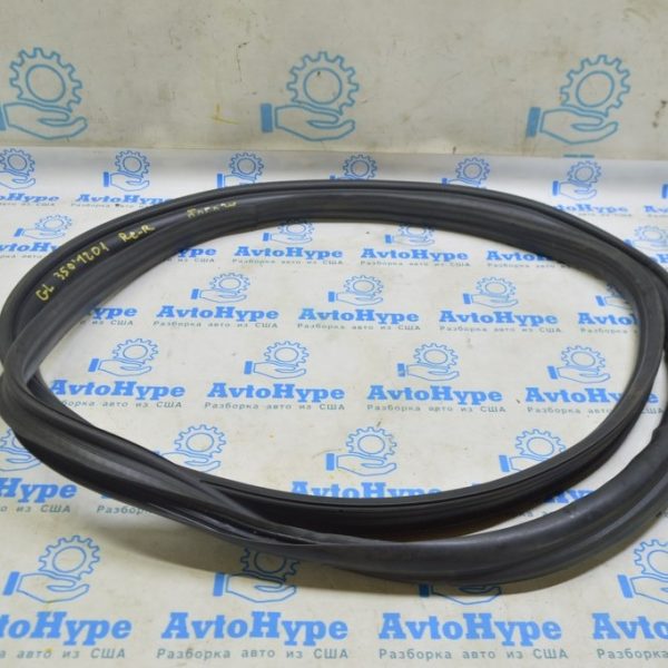 Уплотнитель (резина) двери багажника Mercedes X164 GL A 164 740 13 78