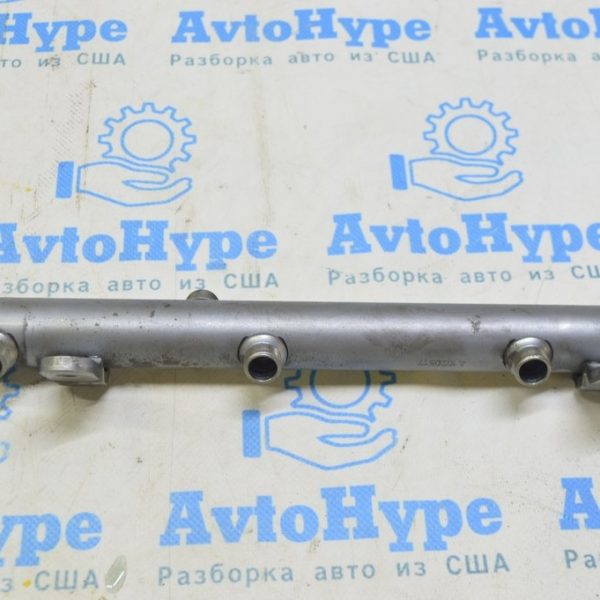 Датчик давления топлива Mercedes X164 GL350 3.0d на правой рейке A 006 153 65 28