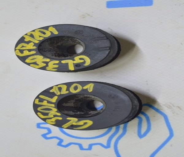 Опора радиатора нижняя лев Mercedes X164 GL 163-501-01-81