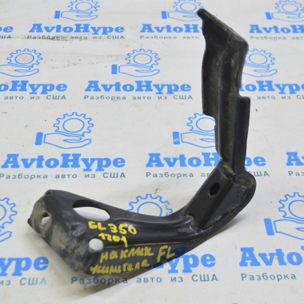 Крепление передней защиты двигателя левая Mercedes X164 GL 164-520-05-32