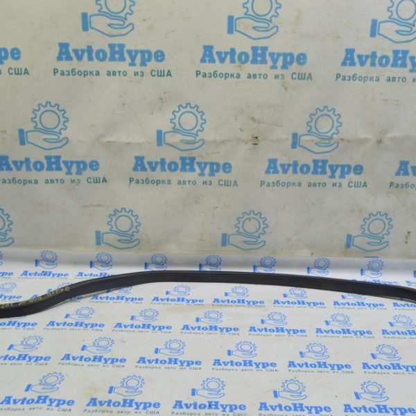 Уплотнитель капота задний Mercedes X164 GL 164-889-00-98