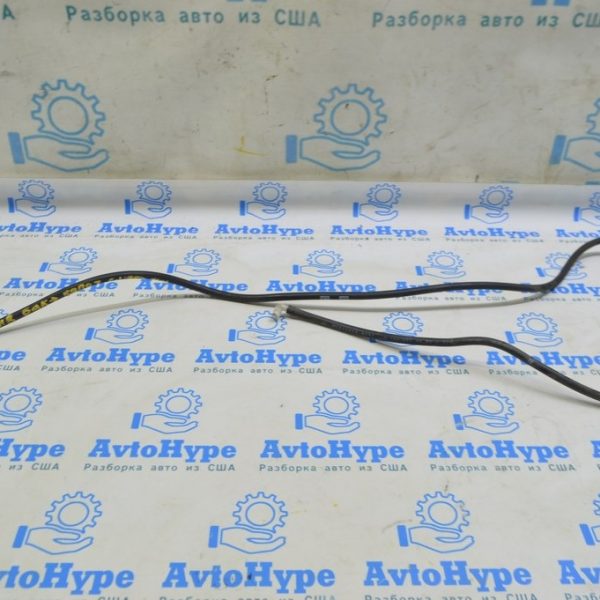 Патрубок омывателя бачок-капот Mercedes X164 GL W164 ML 164-860-37-92