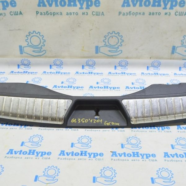 Накладка проема багажника Mercedes X164 GL черная  (01) идеал в пленке 164-690-07-00-8K67