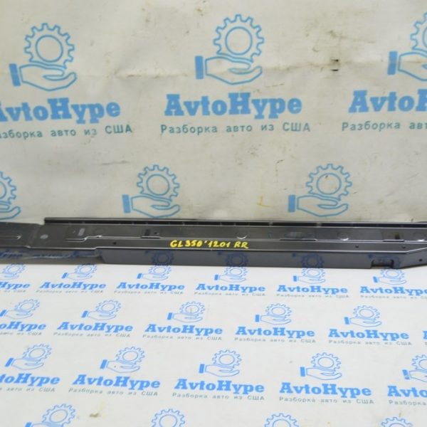 Кронштейн пола багажника правый Mercedes X164 GL 1646802031