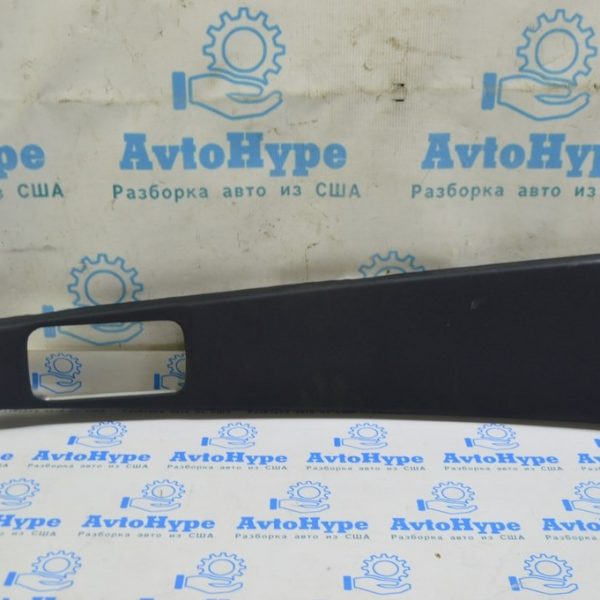 Накладка центральной стойки верхняя (ремень) левая Mercedes X164 GL черн 164-690-97-25-9D86