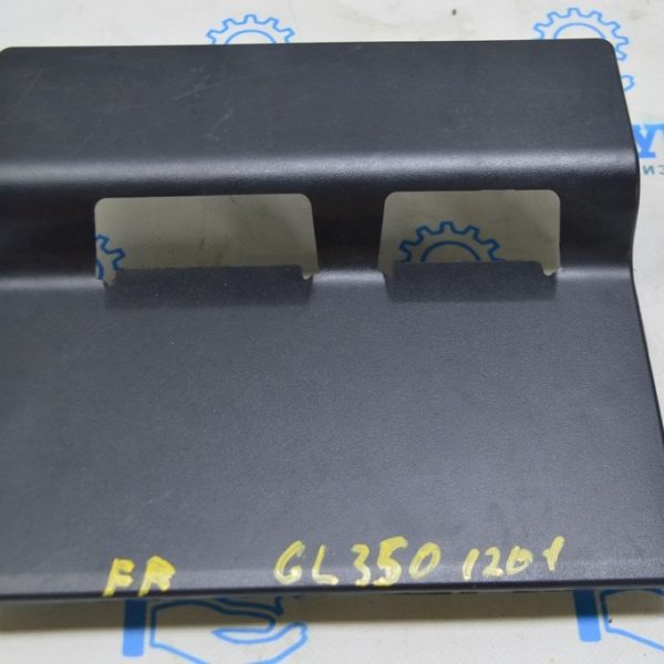 Накладка пола перед прав Mercedes X164 GL черн 164-680-12-18-9051