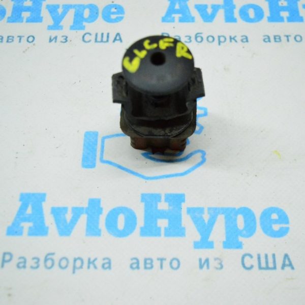 Подушка крепления радиатора верхняя Mercedes GLC X253 16- a1695040114