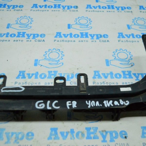 Уплотнитель решетки дворников правый Mercedes GLC X253 16- A2538314400