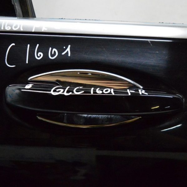Ручка двери внешняя перед прав Mercedes GLC X253 16- с заглушкой a0997605601