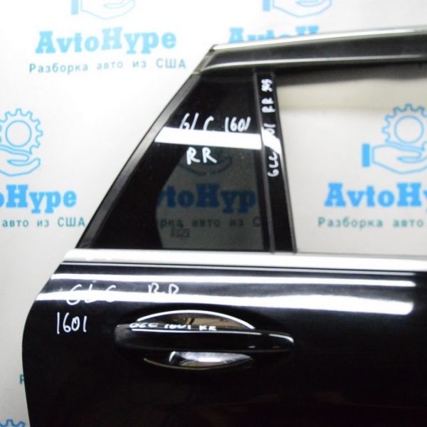 Уплотнитель стекла верхний П образный зад прав Mercedes GLC X253 16- с хромом A2537350282 A2537350425