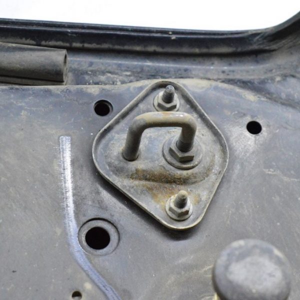 Крючокпетляфиксатор замка капота прав Mercedes GLC X253 16- A2128800060