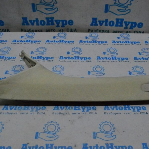 Накладка передней стойки левая Mercedes GLC X253 16- беж алькантара a2536901225