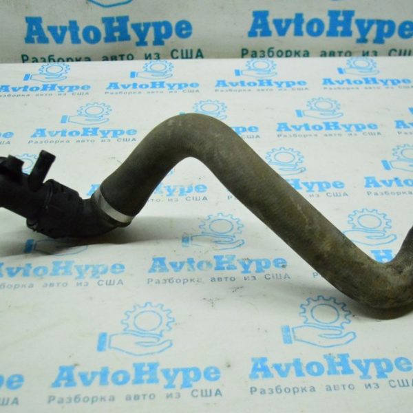 Патрубок охлаждения четвертый нижний Mercedes GLC X253 16- A2742003582