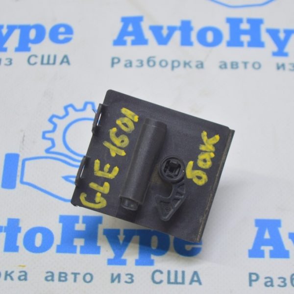 Замок лючка бензобака Mercedes GLE-class C292 12-19 A0008207703