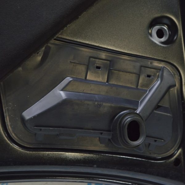 Накладка решетки капота левая Mercedes GLE-class C292 12-19 внутренняя A 166 880 07 05