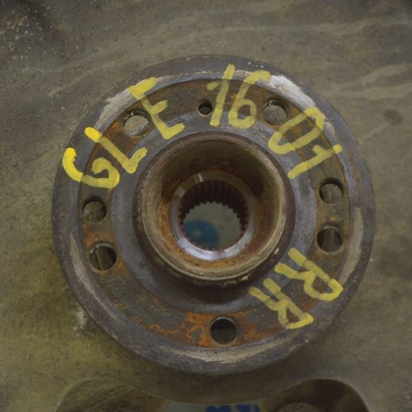 Цапфа со ступицей зад прав Mercedes GLE-class C292 12-19 (01) A 166 350 05 08